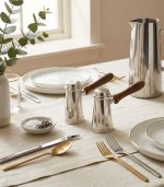 نمکدان برنجی آبکاری سیلور با دسته چوبی ساخت هند | گالری ماهک