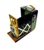 ماکت فلزی دست‌ساز دوربین کلاسیک با کاربرد جای قلم و قاب عکس