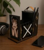 ماکت فلزی دست‌ساز دوربین کلاسیک با کاربرد جای قلم و قاب عکس