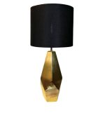 آباژور مدرن با بدنه استیل طلایی مات و شید مشکی استوانه‌ای – مناسب دکوراسیون لوکس