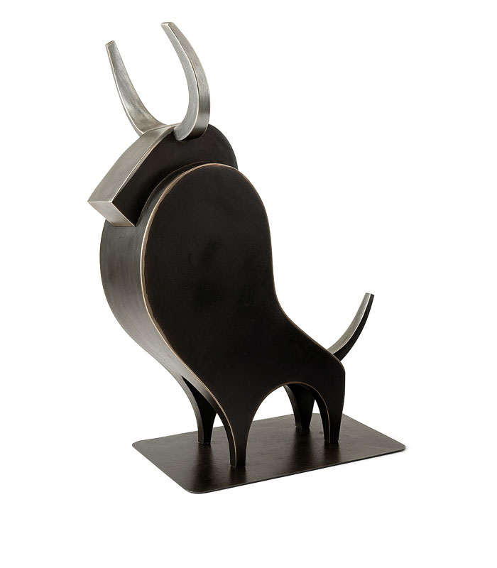 مجسمه گاو فلزی دست‌ساز [هنر منحصر به فرد برای دکوراسیون لوکس]