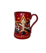 ماگ کلکسیونی مادام توسو طرح تندیس اسکار قرمز (ساخت تایلند)