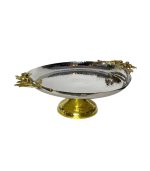 ظرف سرو پایه‌دار استیل چکش‌کاری شده با تزئین برگ زیتون و پایه برنجی دست‌ساز هندی