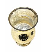 گلدان شیشه‌ای طلایی پتینه کاری با سطح براق طلایی و پایه گرد