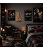 تابلو فلزی طرح Rock با گیتار وینتیج ساخته شده از چوب و فلز دست‌ساز مناسب دکوراسیون صنعتی